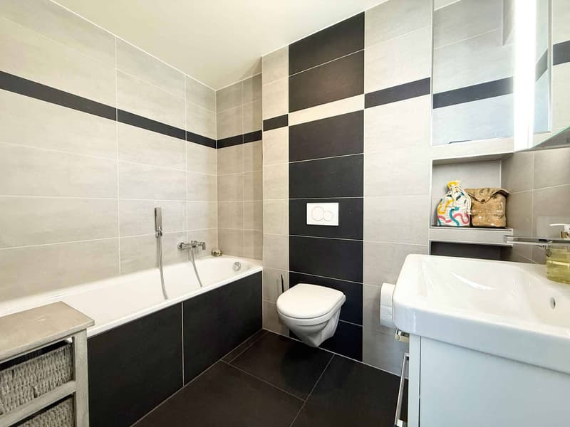 Longirod - 3.5 room bright apartment in a renovated farm (7)