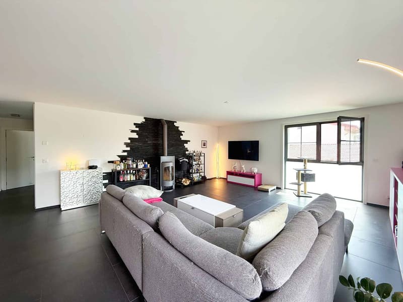 Longirod - 3.5 room bright apartment in a renovated farm (3)