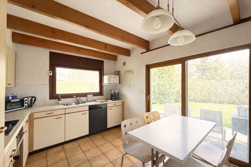 Semi-Detached Villa with Character and Garden in Mont-sur-Lausanne (4)