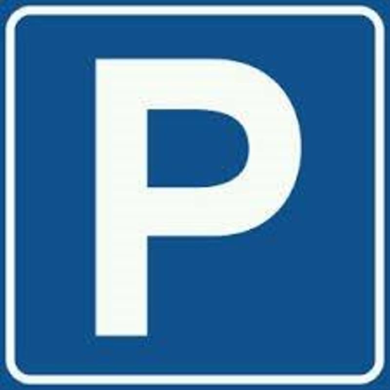Parcheggio per bicicletta/moto (1)