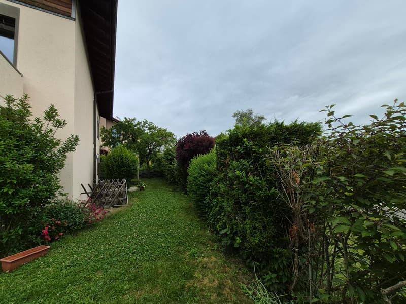 Reihenhaus mit 6,5 Zimmern, ca. 186 m2 (2)