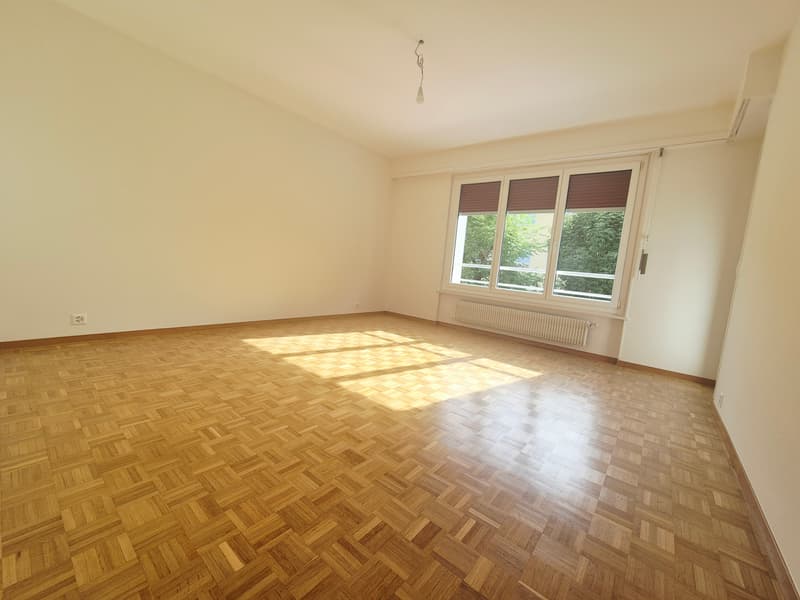 Appartement traversant de 6,5 pièces, 1er étage, env.152 m2 (4)