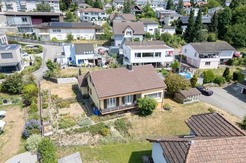 Blick auf die Liegenschaft