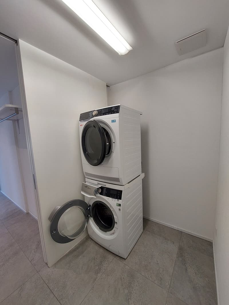 Modern und mit Sitzplatz in ruhiger Umgebung (10)