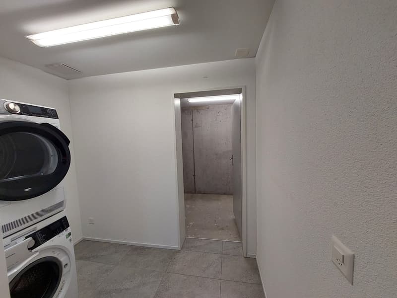 Modern und mit Sitzplatz in ruhiger Umgebung (11)