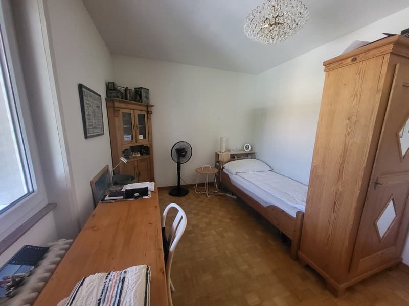 Moderne 3-Zimmer-Wohnung mit Balkon und Seenähe in Hünibach (4)