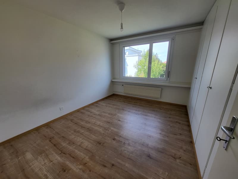 Helle 3.5-Zimmer-Wohnung mit Balkon und Bergblick in Thun (8)