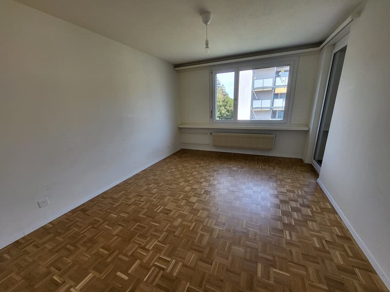 Helle 3.5-Zimmer-Wohnung mit Balkon und Bergblick in Thun (6)