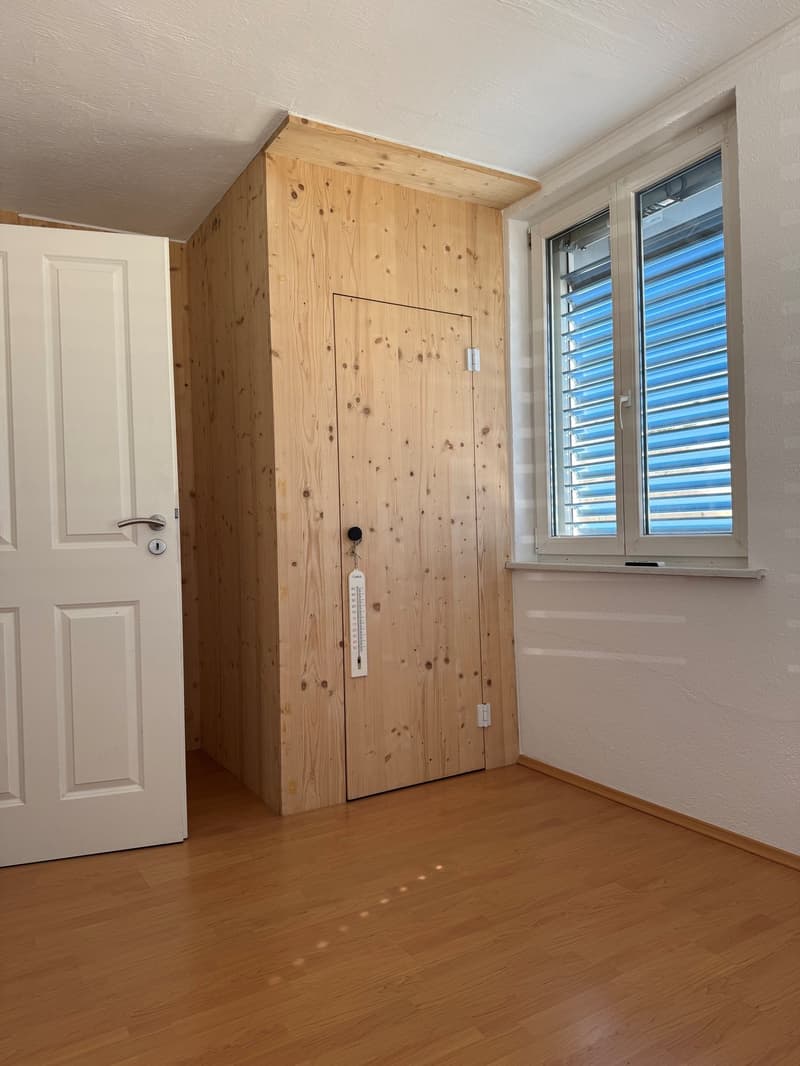 Appartement maisonnette 6 pièces dans un quartier calme et à proximité d'un espace de loisirs (9)