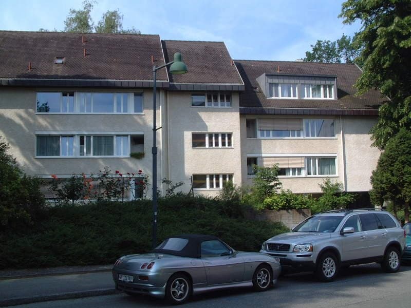 Hausansicht strassenseitig