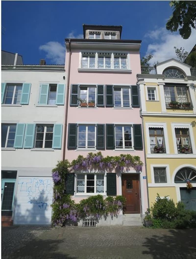 Exklusives Wohnen direkt am Rhein mit Blick auf die historische Altstadt (2)