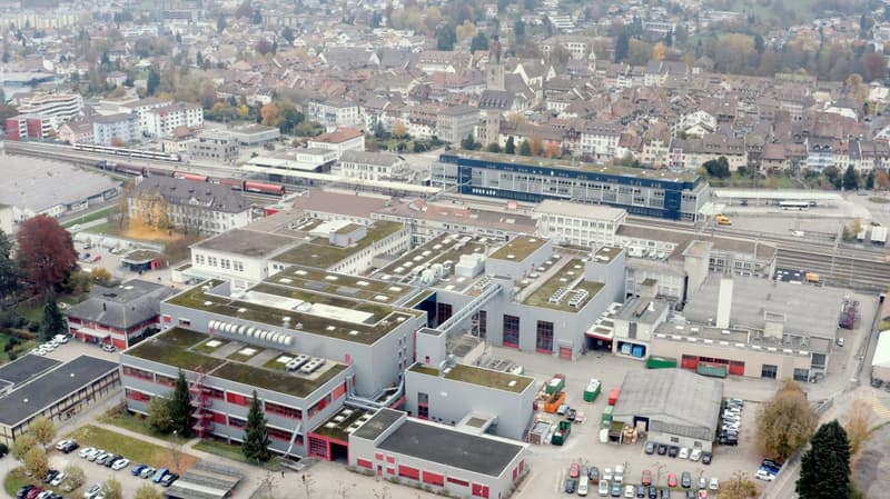 Spazio commerciale e di stoccaggio versatile in una posizione centrale a Zofingen (15)