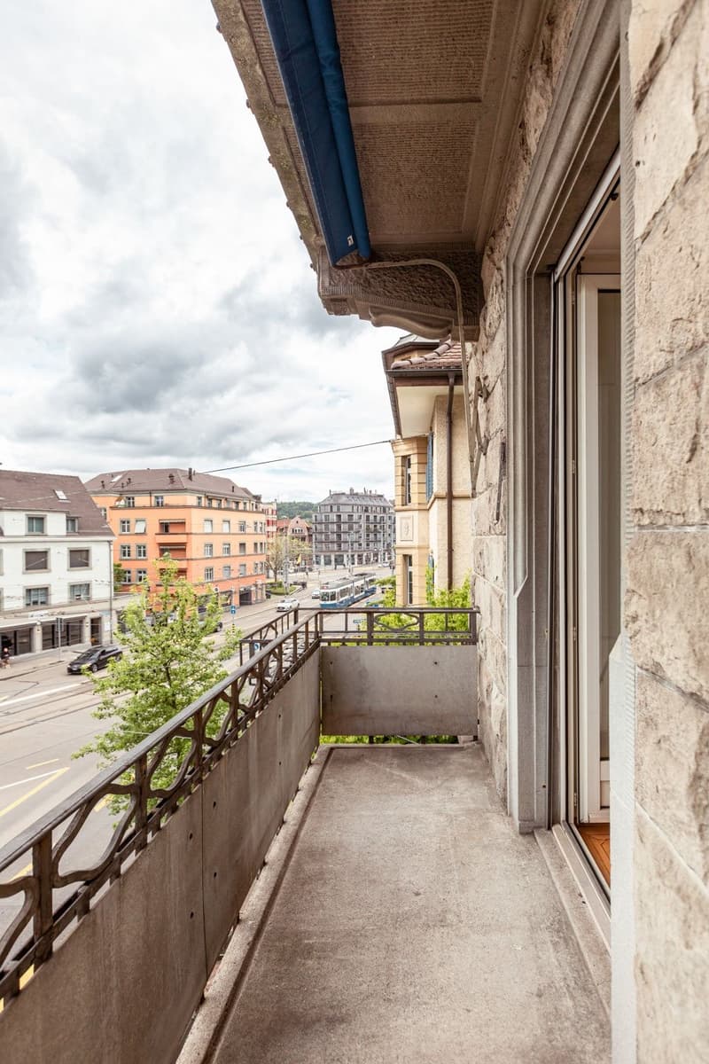 Appartement de 5,5 pièces lumineux dans un emplacement central (13)