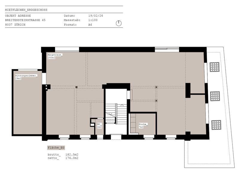 Espace commercial attractif avec stockage, bureau et espace d'exposition en plein centre (7)