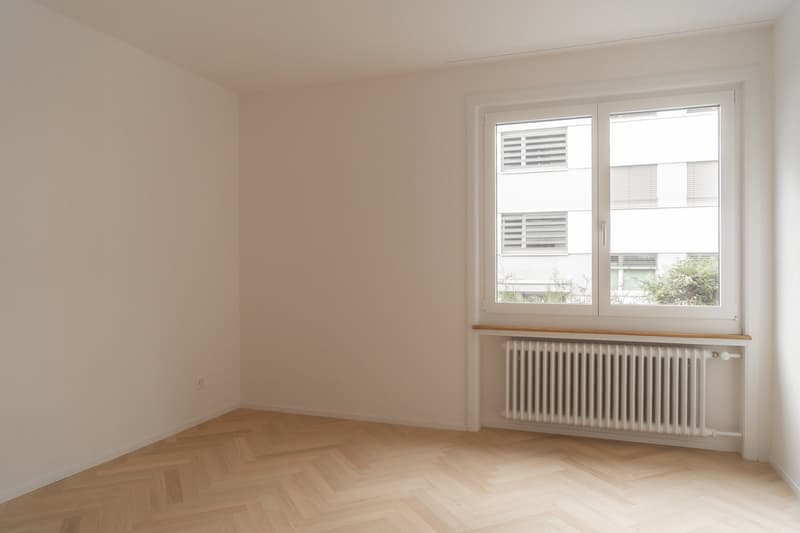 Helle 2.5-Zimmer-Wohnung mit Balkon / Garten im ruhigen Allenmoos-Quartier (7)
