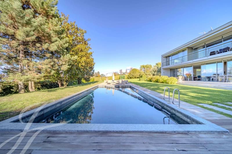 Sumptuous contemporary villa in the heart of Cologny (12)