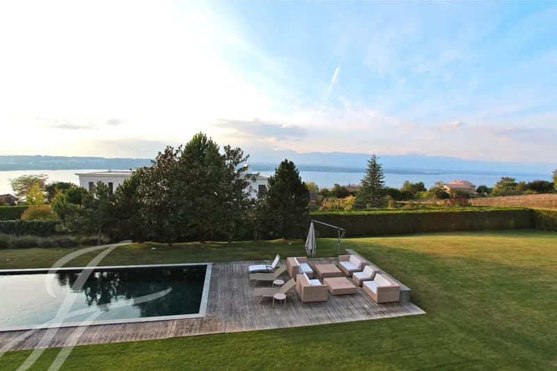 Sumptuous contemporary villa in the heart of Cologny (13)