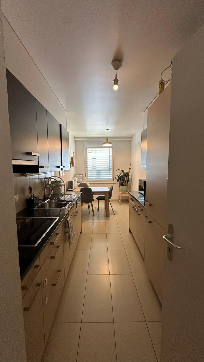 Vevey - Avenue de Gilamont 40 - appartamento di 4.5 locali al 5° piano (2)