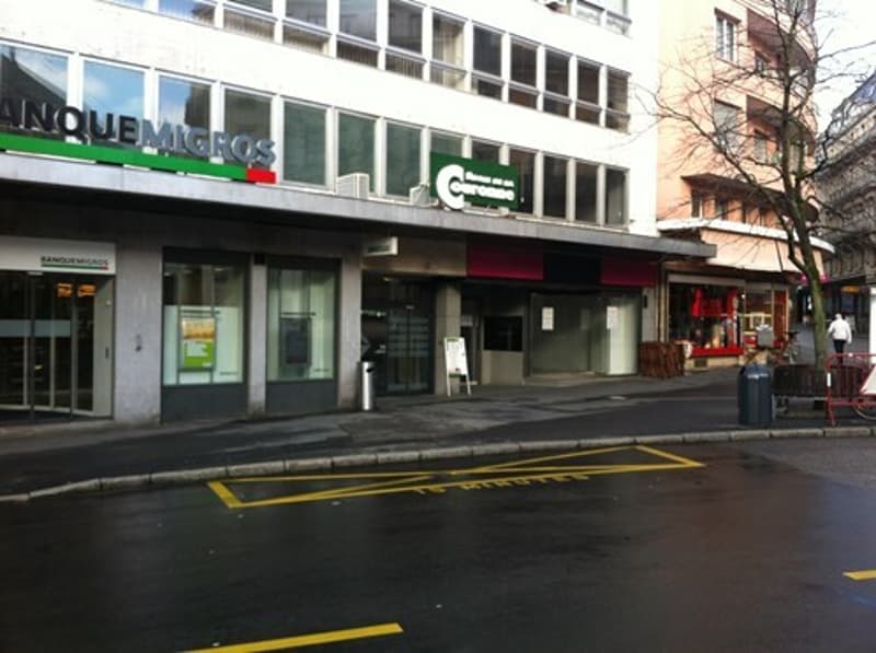 Vevey - rue de Lausanne 17 - local commercial sur trois étages (1)