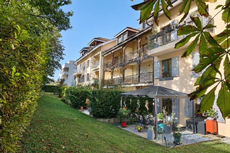 Bel appartement de 4 pièces à Veyrier, 90 m², 2 chambres au bénéfice du Casatax. (1)