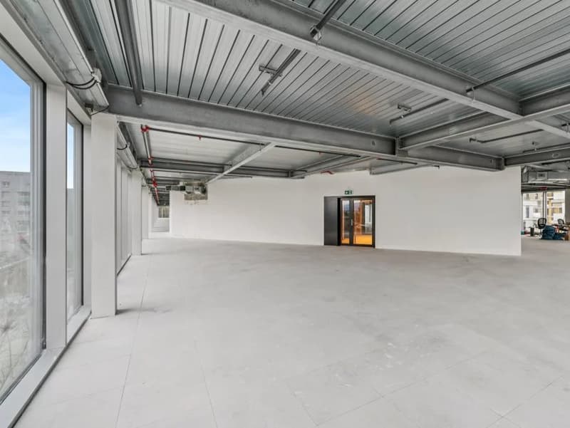 Offer your business an innovative and flexible space (3)