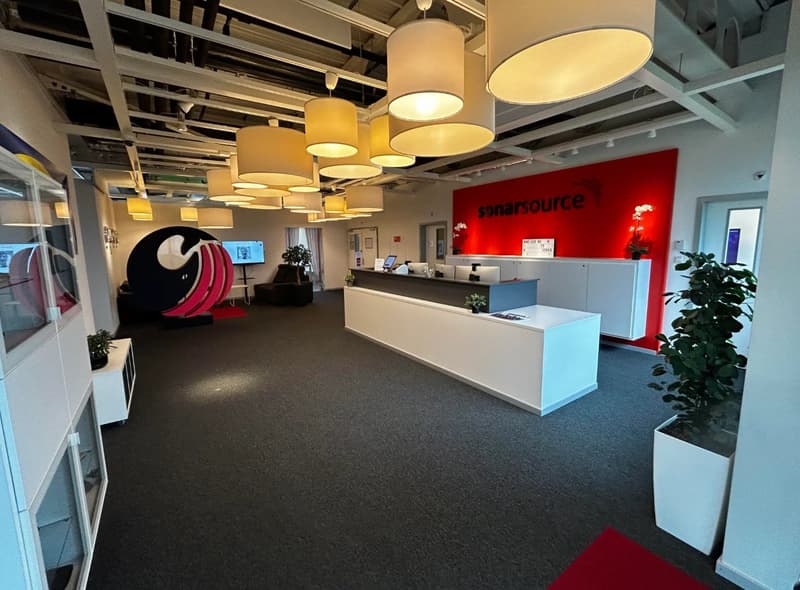 5000 m² located in the heart of a dynamic area (4)
