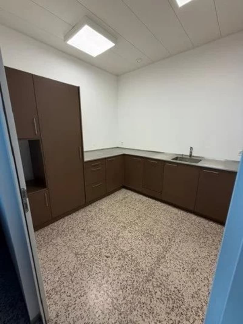 Spazio commerciale di prima scelta ad Acacias (4)