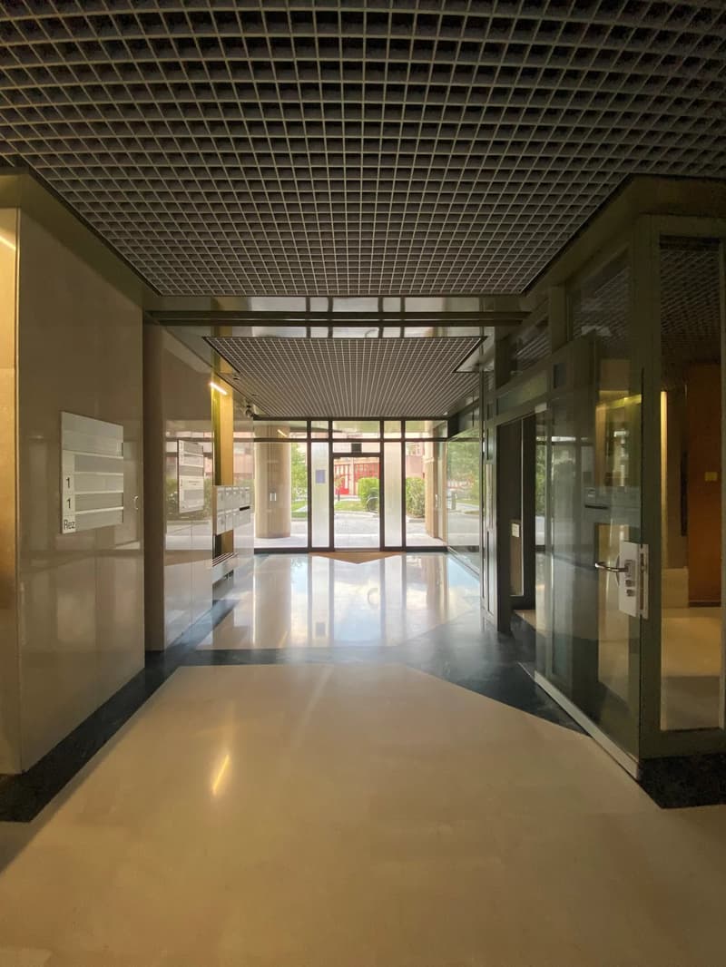 Surfaces aadministratives à la gare de Chêne-Bourg (2)