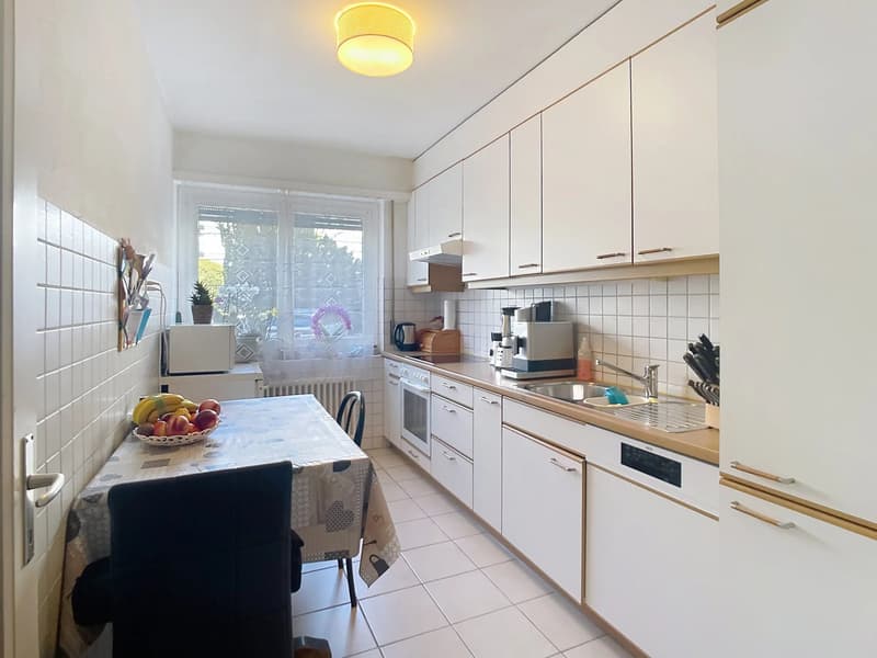 Apartment with 4 rooms of approx. 84 m2 with balcony of 4 m2 (9)