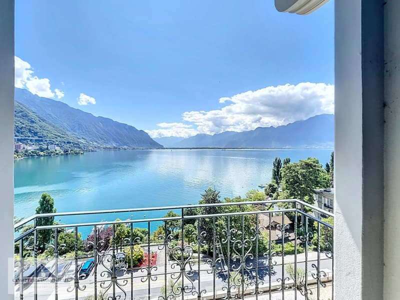 Elegant 5-room apartment with panoramic view (2)