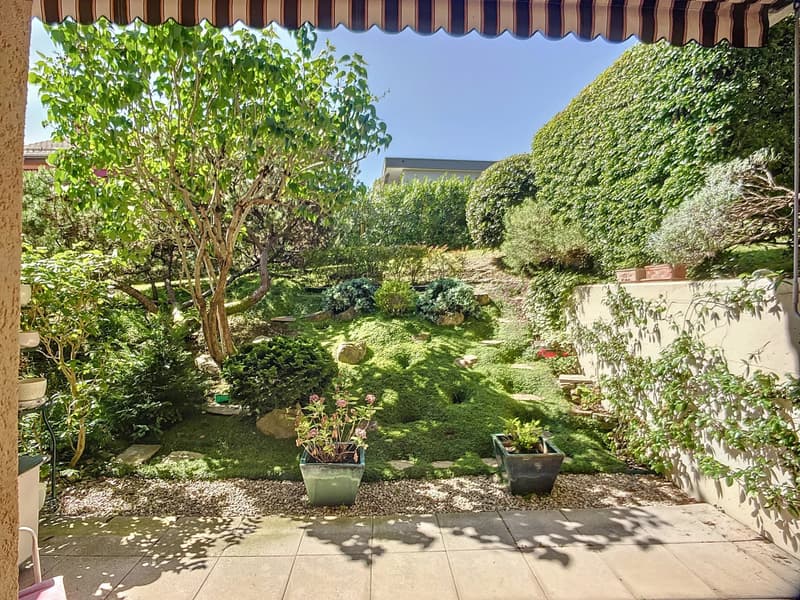A deux pas du Lac - Appartement de 2,5 pièces à rénover (1)