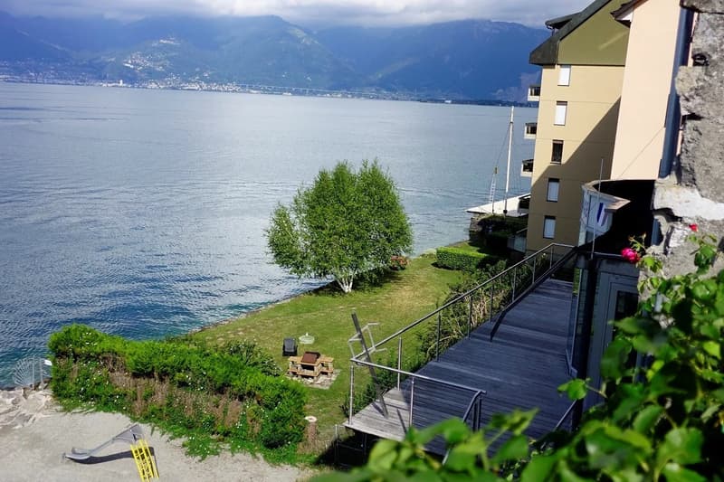 2.5 rooms in the attic facing the lake (9)