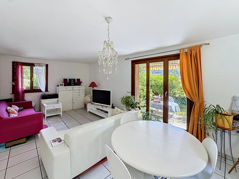 Insieme immobiliare a St-Triphon-Village, Ollon (2)