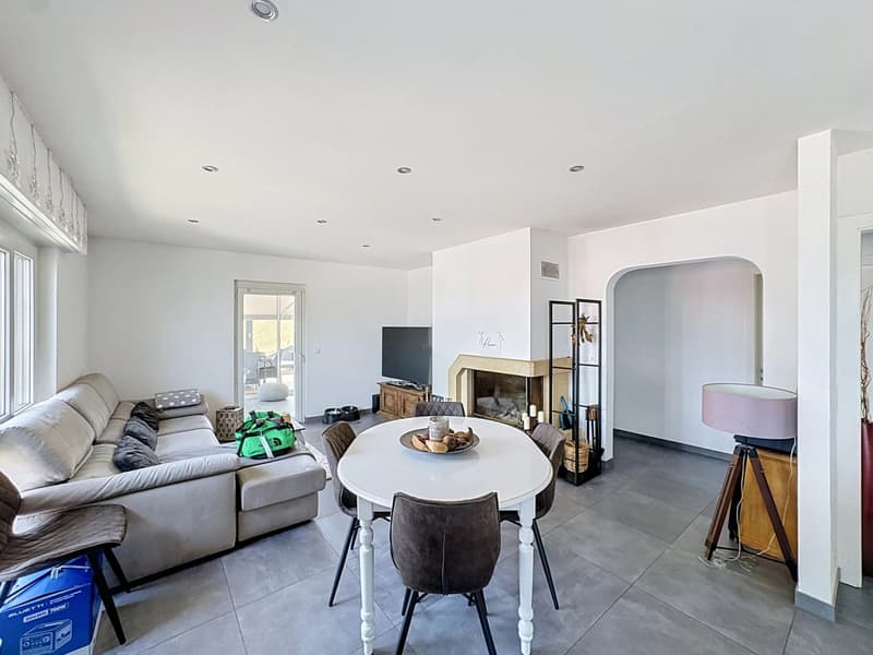 Villa 5.5 pièces avec 4 chambres et vue panoramique sur le Léman, Bouveret (2)
