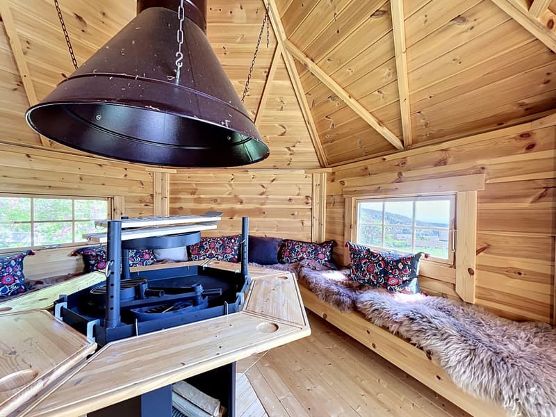 Exceptional panoramic view ? Family villa with spacious veranda (8)