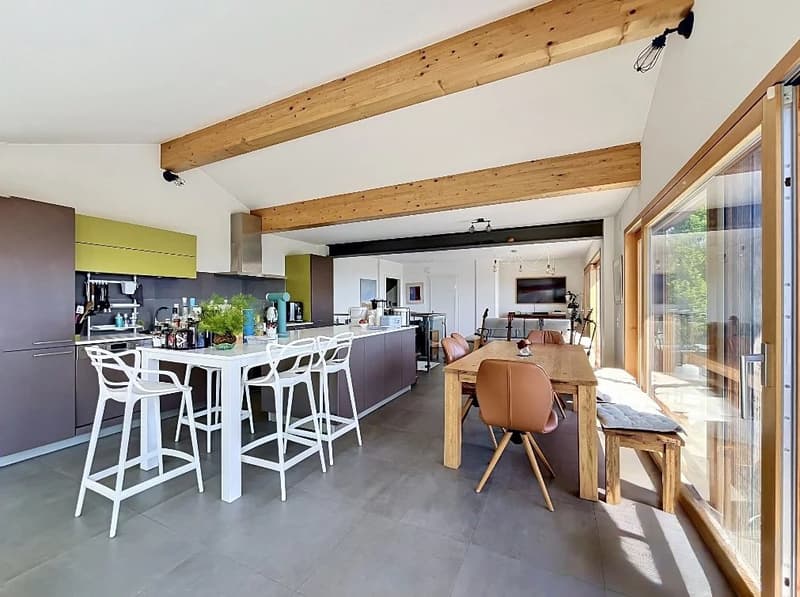 Exceptional panoramic view ? Family villa with spacious veranda (3)