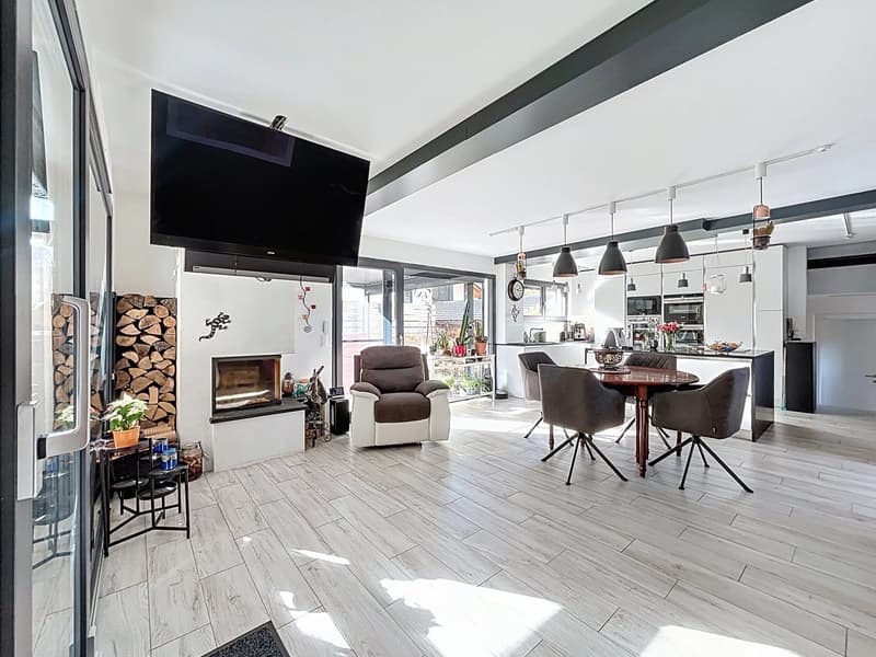 Villa combining Charm, Elegance and Conviviality (4)