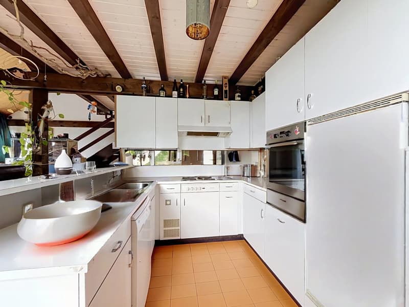 Charming chalet in the heart of a green oasis (5)