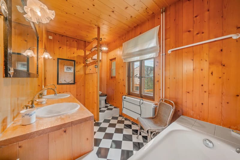 Villa de caractère 5?6 pièces, un lieu unique au charme intemporel (5)