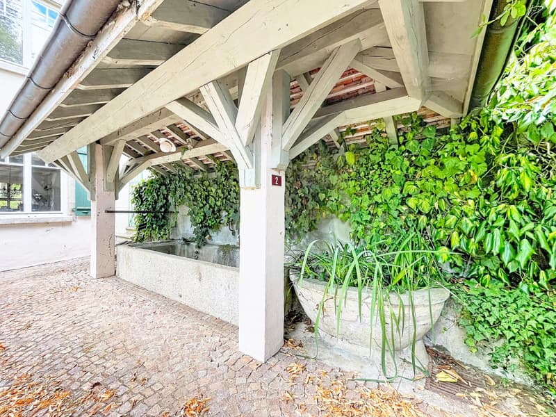 Villa de caractère 5?6 pièces, un lieu unique au charme intemporel (11)