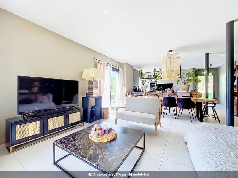 Belle propriété contemporaine avec vue sur le Jura (9)