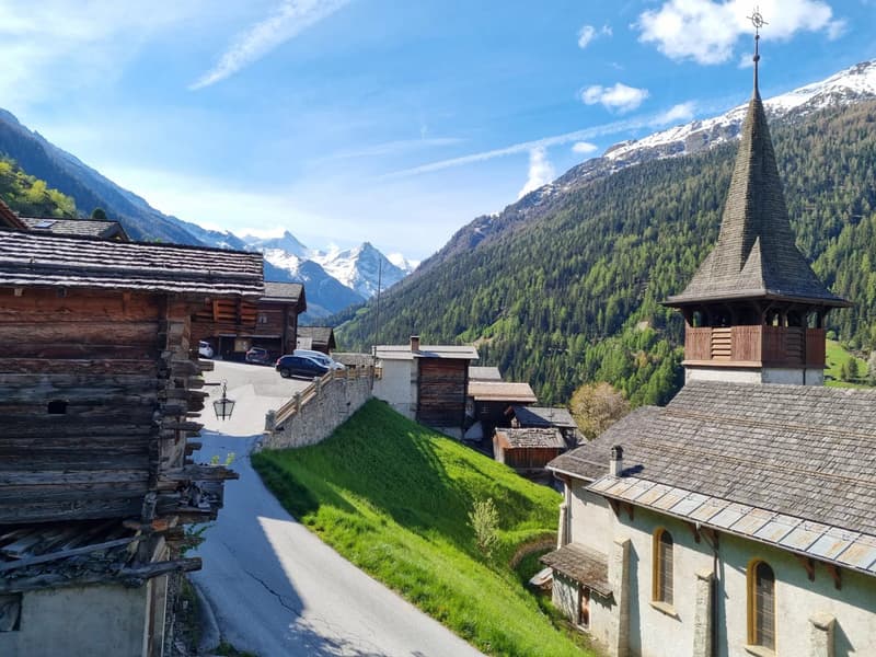 Old mazot converted into chalet (7)