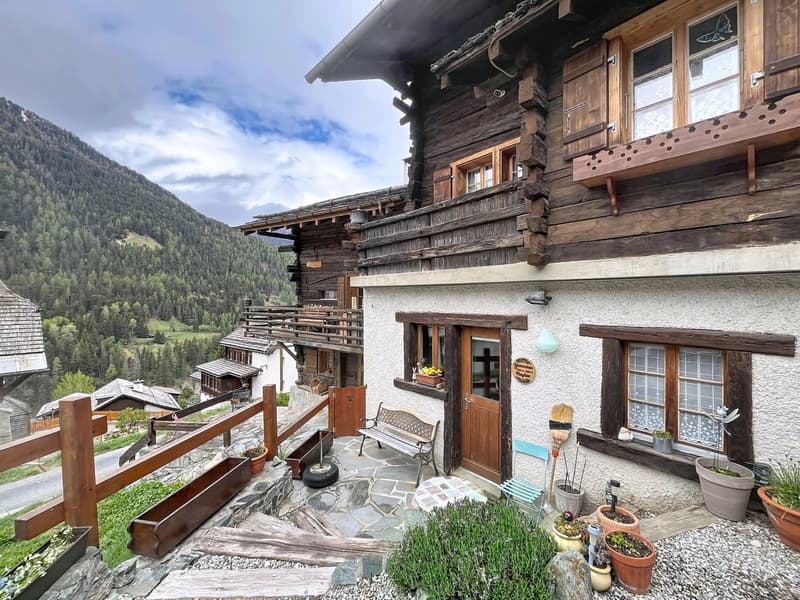 Old mazot converted into chalet (12)