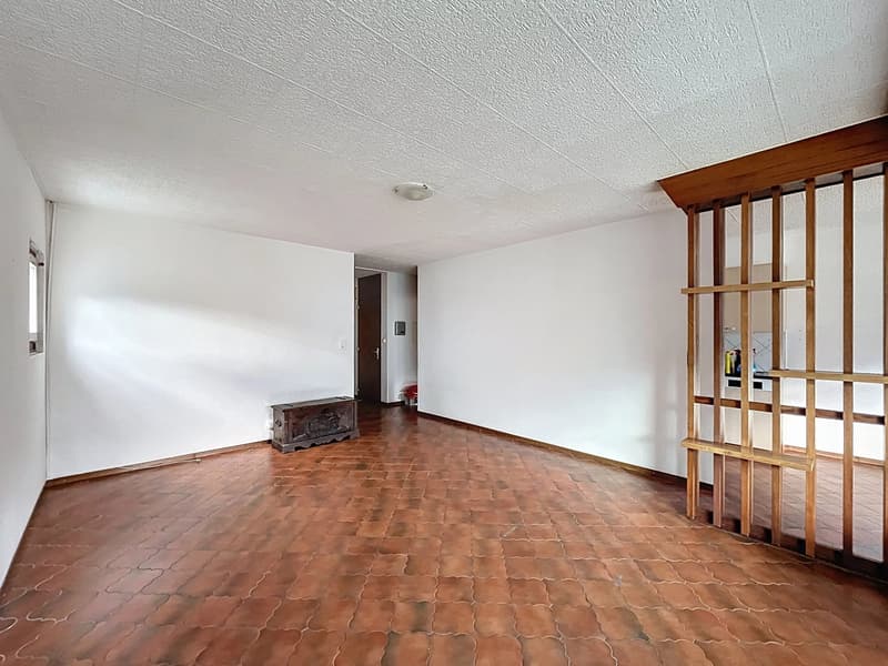 Apartment with 4 1/2 rooms close to the center of Sierre (3)