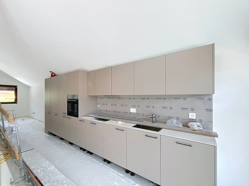 Ultimo lotto! Raro duplex con terrazza, giardino e balcone (4)