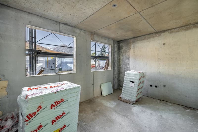 Last lot! Rare duplex with terrace, garden & balcony (10)