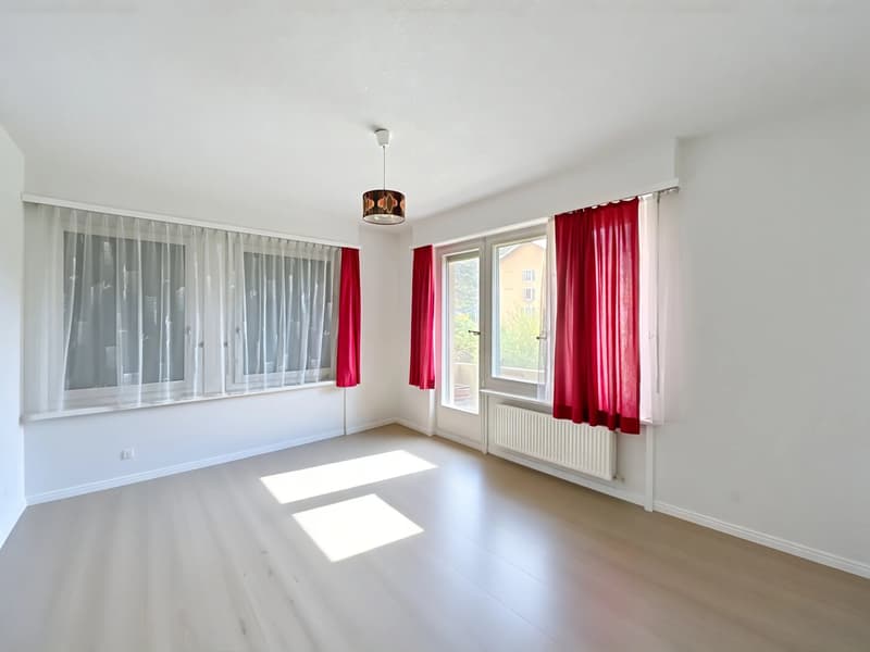 3 1/2 room apartment to renovate in Sierre (10)