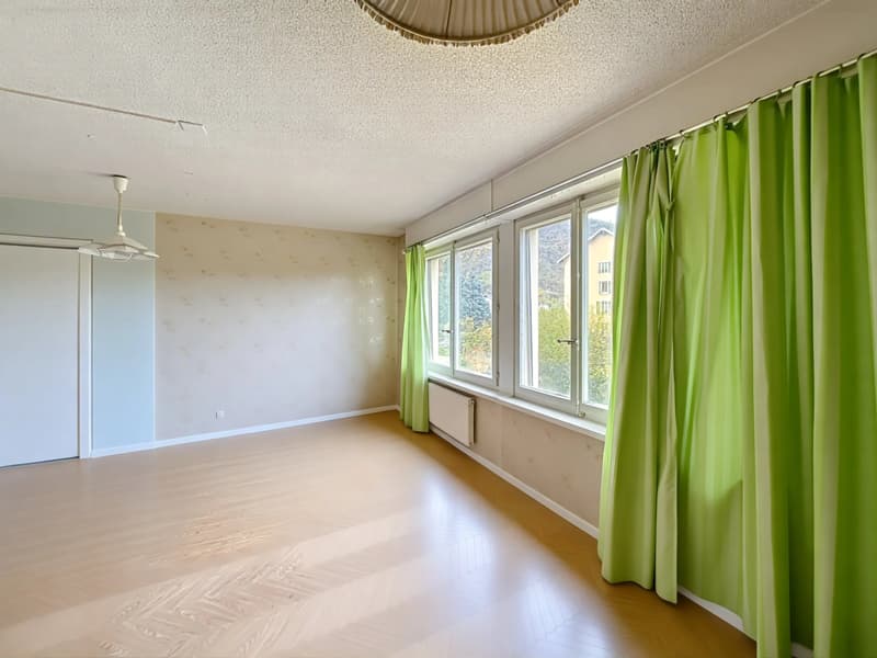 3 1/2 room apartment to renovate in Sierre (5)