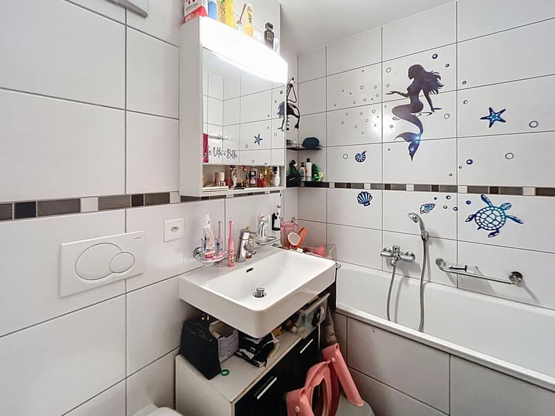 Large family apartment with 4 rooms and open view in Sierre (11)