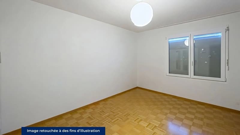 Large family apartment with 4 rooms and open view in Sierre (8)